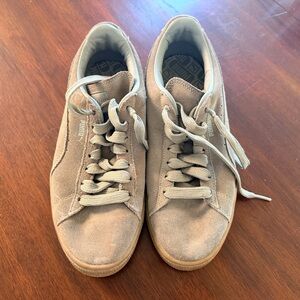 Puma Men's Beige/Army Greenish Suede Sneakers